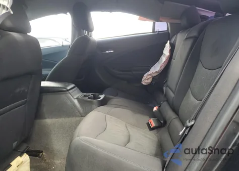 2017 Chevrolet Volt Lt from USA, damaged, VIN 1G1RC6S52HU192481